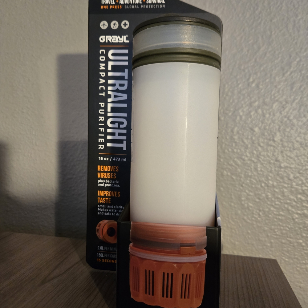 Ultralight Compact Purifier - White and Orange